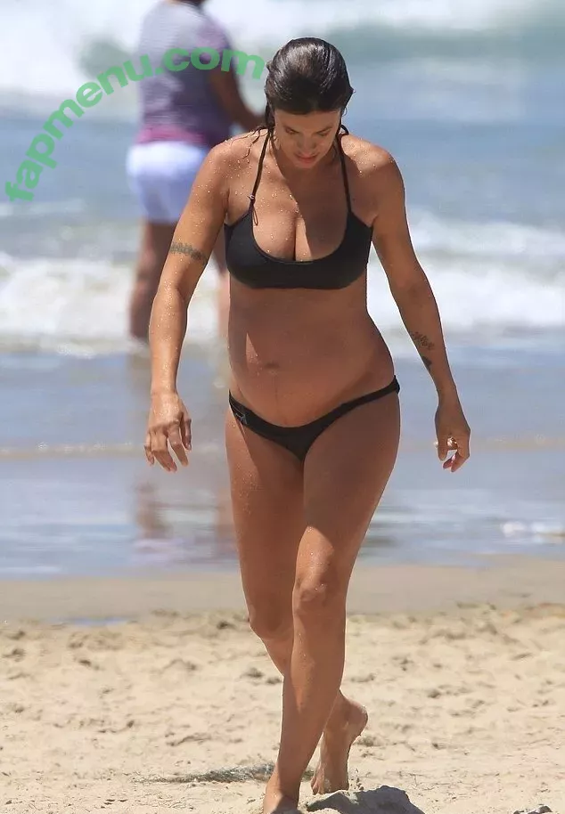 Elisabetta Canalis nude photo #0812 (JustElisabetta / littlecrumb_)