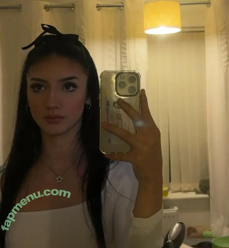 Elisha Walbyoff nude photo #0017 (elishawalbyoff / feetpicgyal / leashhaaa)