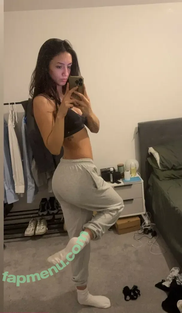 Elisha Walbyoff nude photo #0026 (elishawalbyoff / feetpicgyal / leashhaaa)