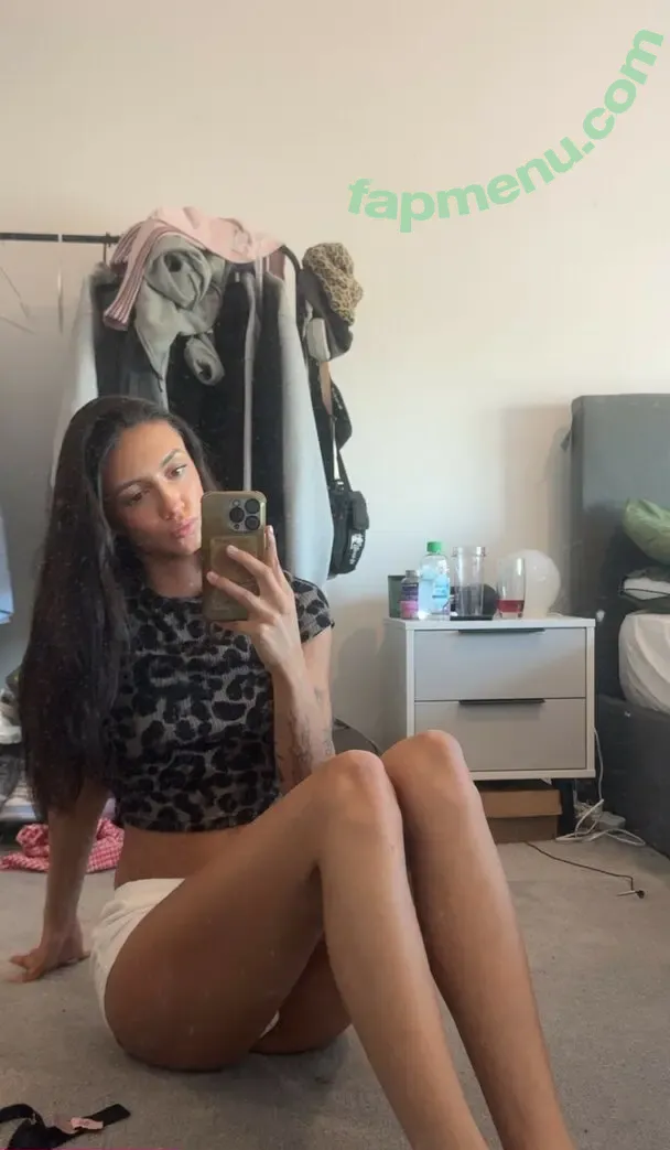 Elisha Walbyoff nude photo #0041 (elishawalbyoff / feetpicgyal / leashhaaa)
