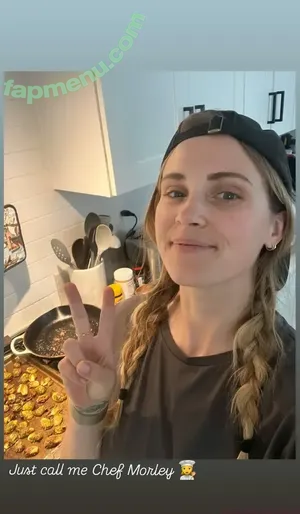 Eliza Taylor / elizajaneface nude photo #0190