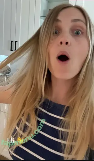 Eliza Taylor / elizajaneface nude photo #0205