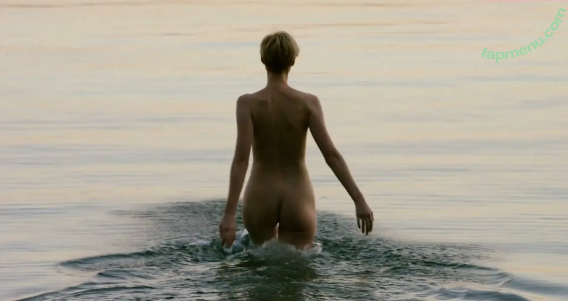 Elizabeth Debicki nude photo #0353 (elizabethdebickinators)