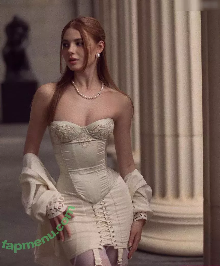 Elizabeth Vasilenko nude photo #0238 (elizabethvasilenko / Лиза Василенко)