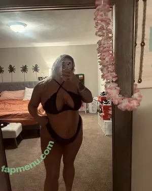 elizitalian / styled.eliz nude photo #0021