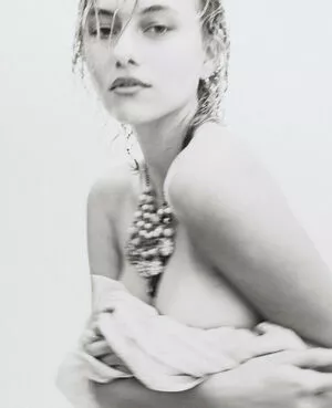 Ella Kernkamp / ellakernkamp nude photo #0038