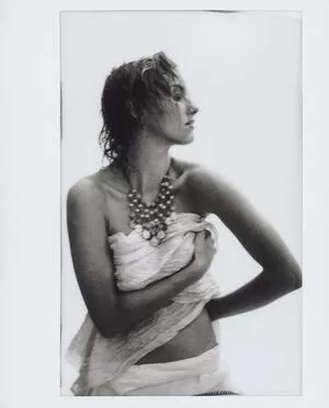Ella Kernkamp / ellakernkamp nude photo #0040