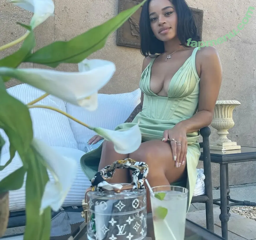 Ella Mai nude photo #0001 (ellamai)