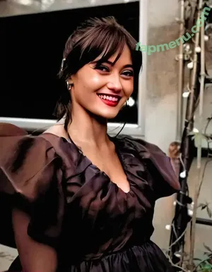 Ella Purnell / GRAYLINGPURNELL / ella_purnell nude photo #0841