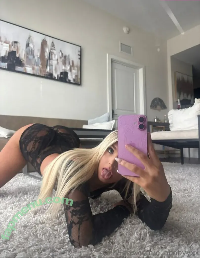 ellacourchene nude photo #0003 (Ella Courchene / ellababyyxx)
