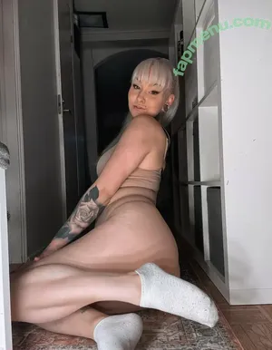  nude photo #0007