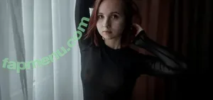 Elle Erex / elleerex / elleexxe / ellie_exx nude photo #0007