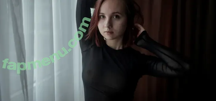 Elle Erex nude photo #0007 (elleerex / elleexxe / ellie_exx)