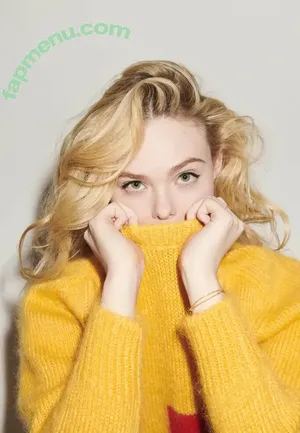 Elle Fanning / ellefanning nude photo #3211