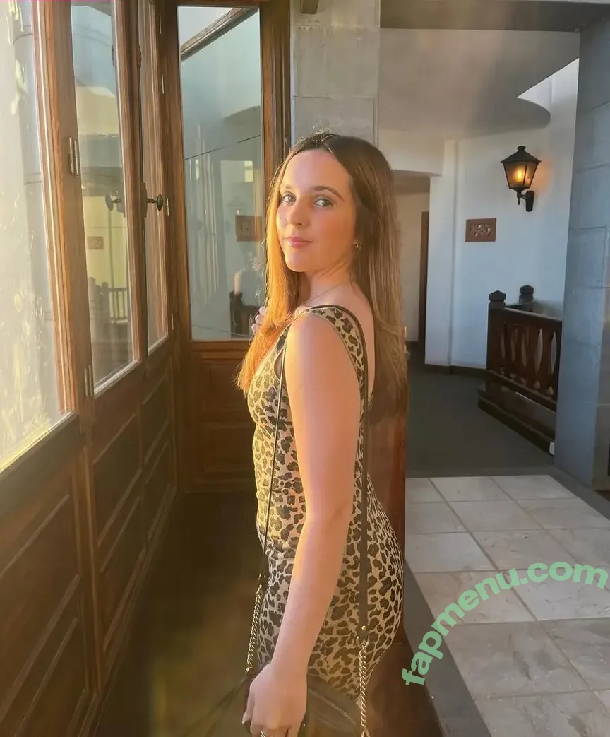 Elle Mulvaney nude photo #0006 (ellejmulvaney)