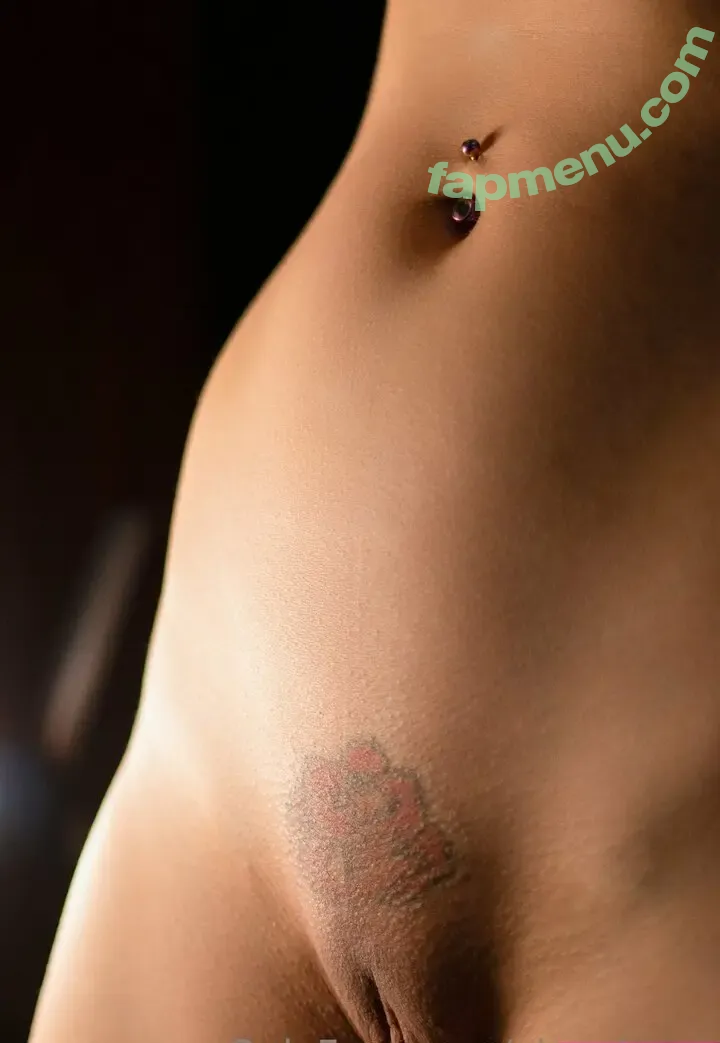 Ellen Alvez nude photo #0002 (Vixeninner / ellen.alvez)