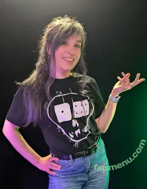 Ellen Rose / ellenrosee / icklenellierose / outsidextra nude photo #0218