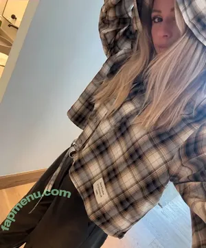 Ellie Goulding / elliegoulding / glovored nude photo #0970