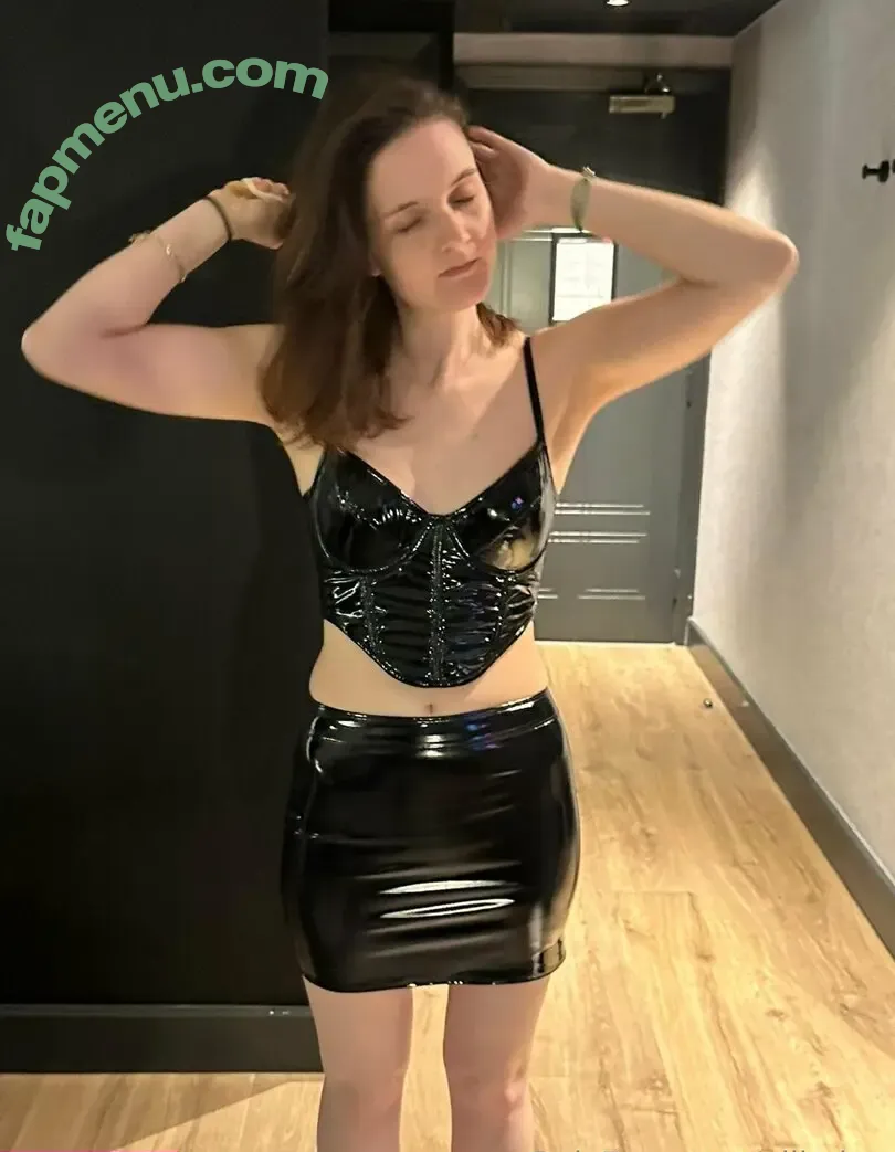 ellieday nude photo #0020 (elliedaybdf)