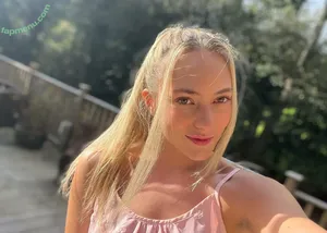 ellieedwardsxo / ellieedwardsxox nude photo #0011