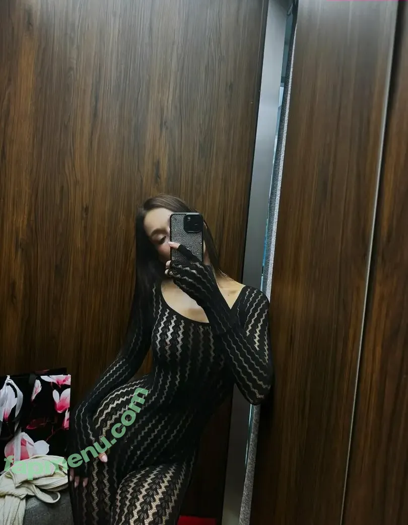 ellieleen nude photo #1814 (ellieleen1 / itsnoteliieleen)
