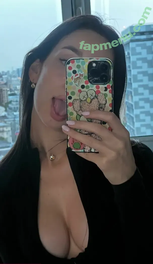 ellieleen nude photo #1820 (ellieleen1 / itsnoteliieleen)