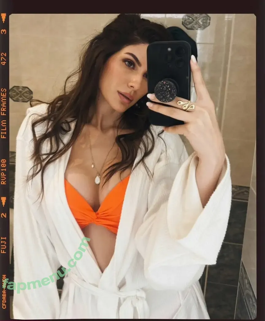 Elnaaz Norouzi nude photo #0027 (iamelnaaz)