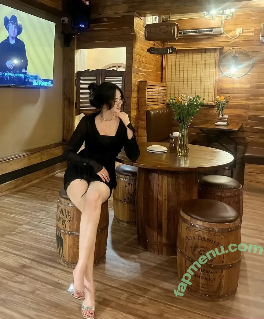 _elnesa nude photo #0002 (_elnesa)