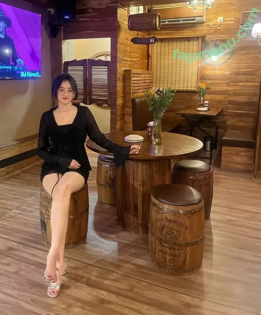 _elnesa nude photo #0003 (_elnesa)