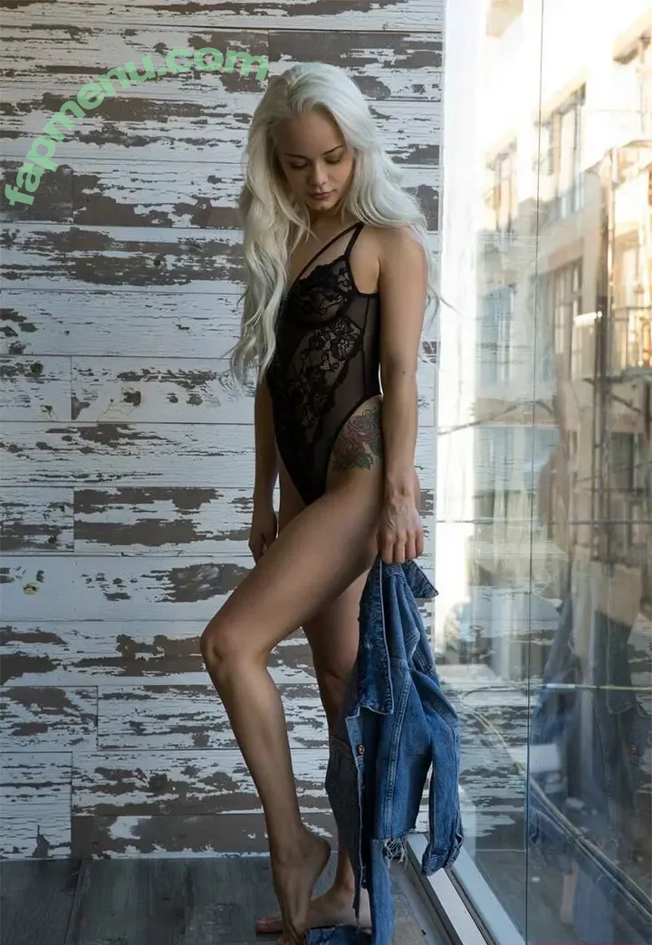 Elsa Jean nude photo #0932 (elsadreamjean / elsajeanofficial._)