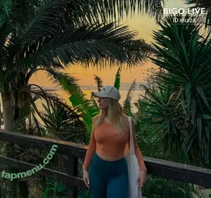 eluiza / eliza.09 / eluizakavalek nude photo #0004