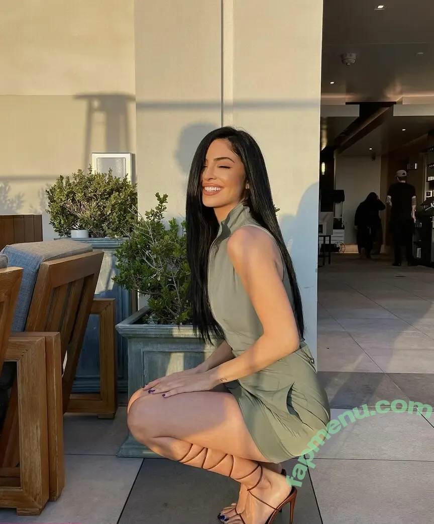 Elwa Saleh nude photo #0123 (elwasaleh)