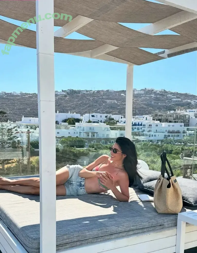 Elwa Saleh nude photo #0175 (elwasaleh)