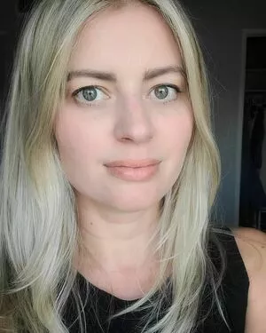 Elyse Willems / elysewillems nude photo #0023