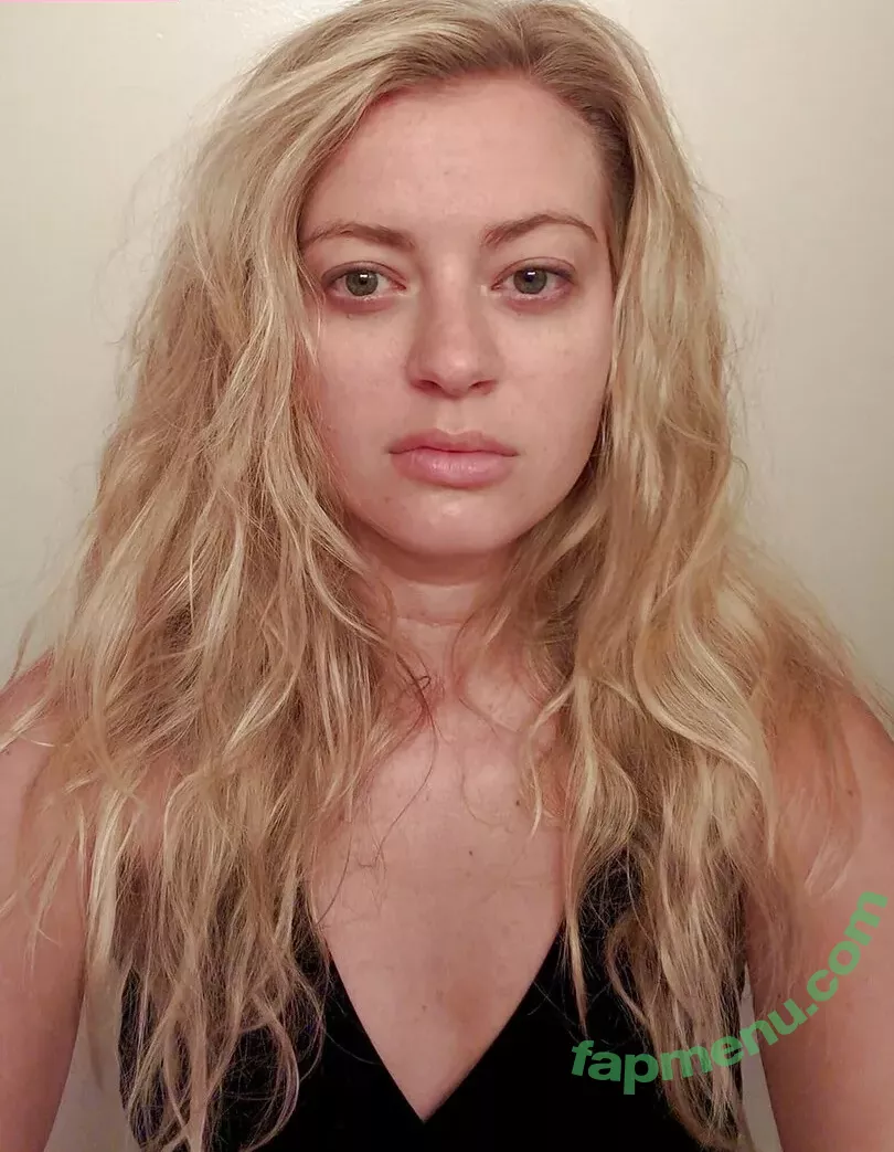 Elyse Willems nude photo #0038 (elysewillems)