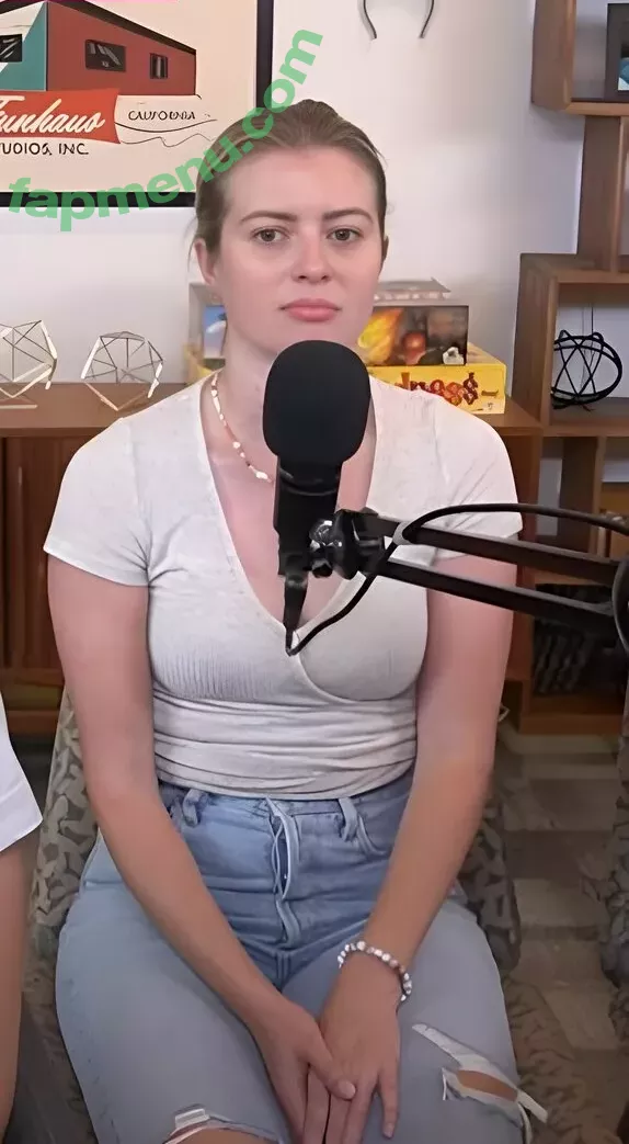 Elyse Willems nude photo #0069 (elysewillems)