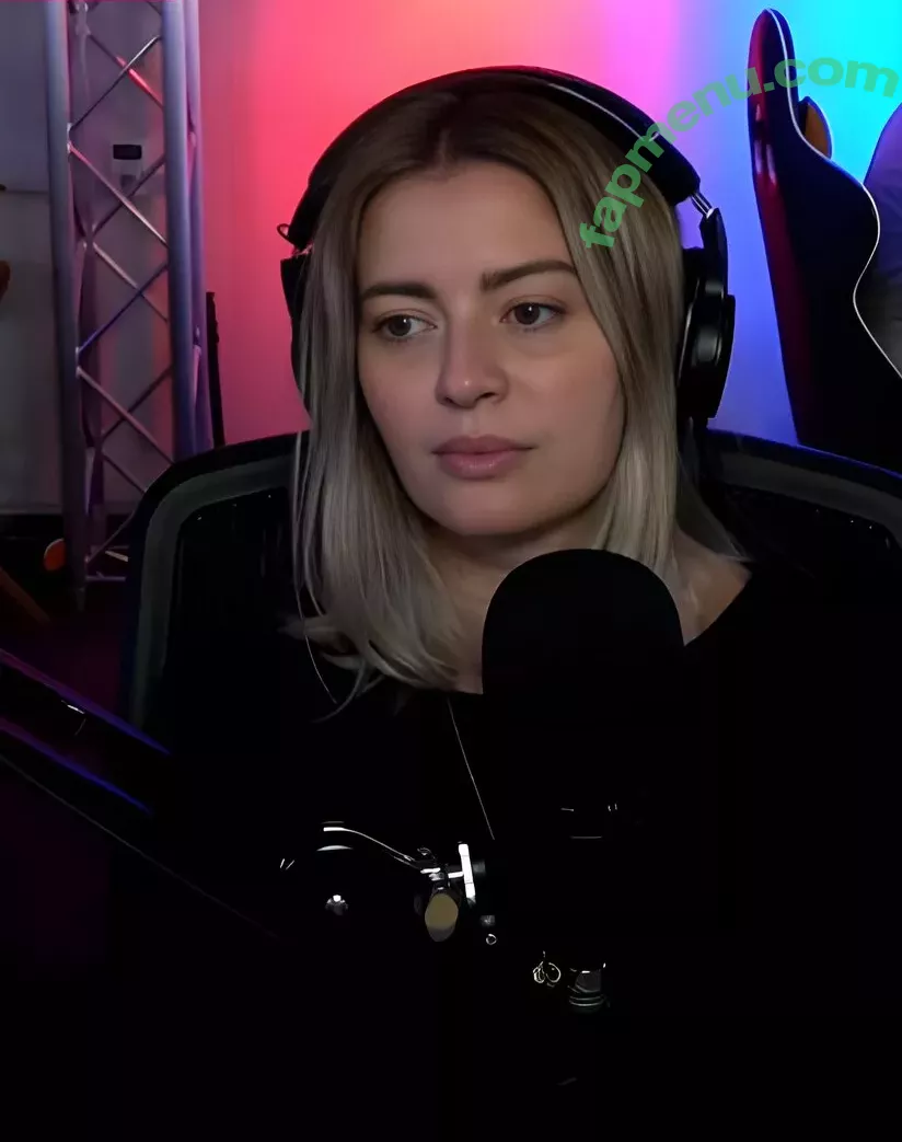 Elyse Willems nude photo #0080 (elysewillems)