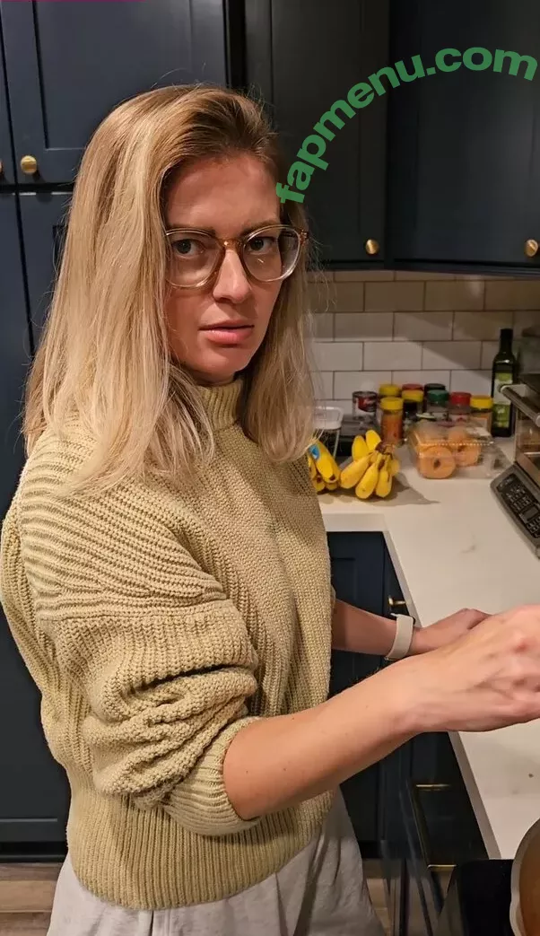 Elyse Willems nude photo #0093 (elysewillems)