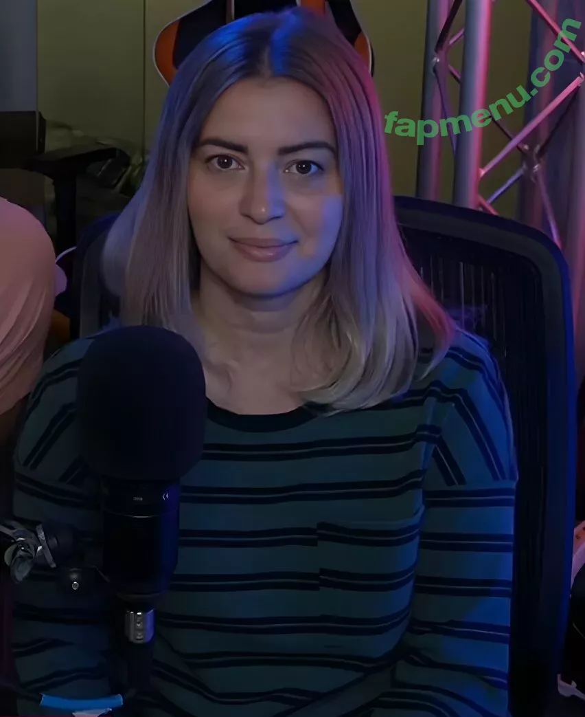 Elyse Willems nude photo #0098 (elysewillems)