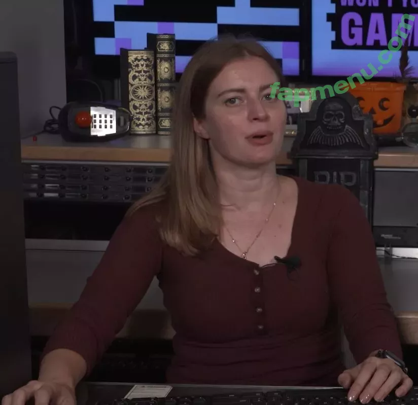 Elyse Willems nude photo #0220 (elysewillems)