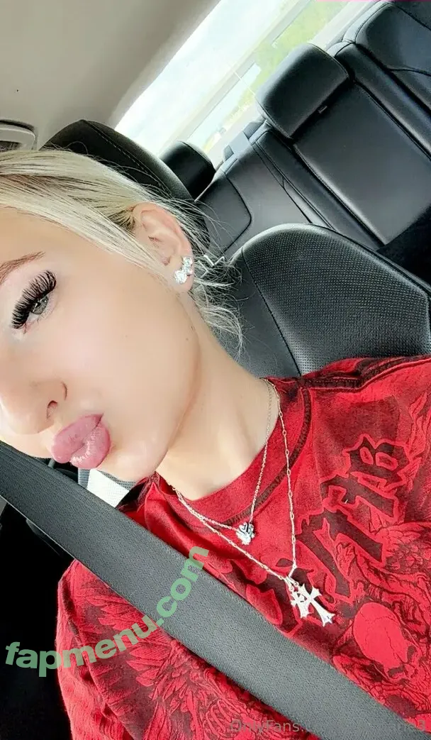 em.marie3 nude photo #0005 (em.marie3)