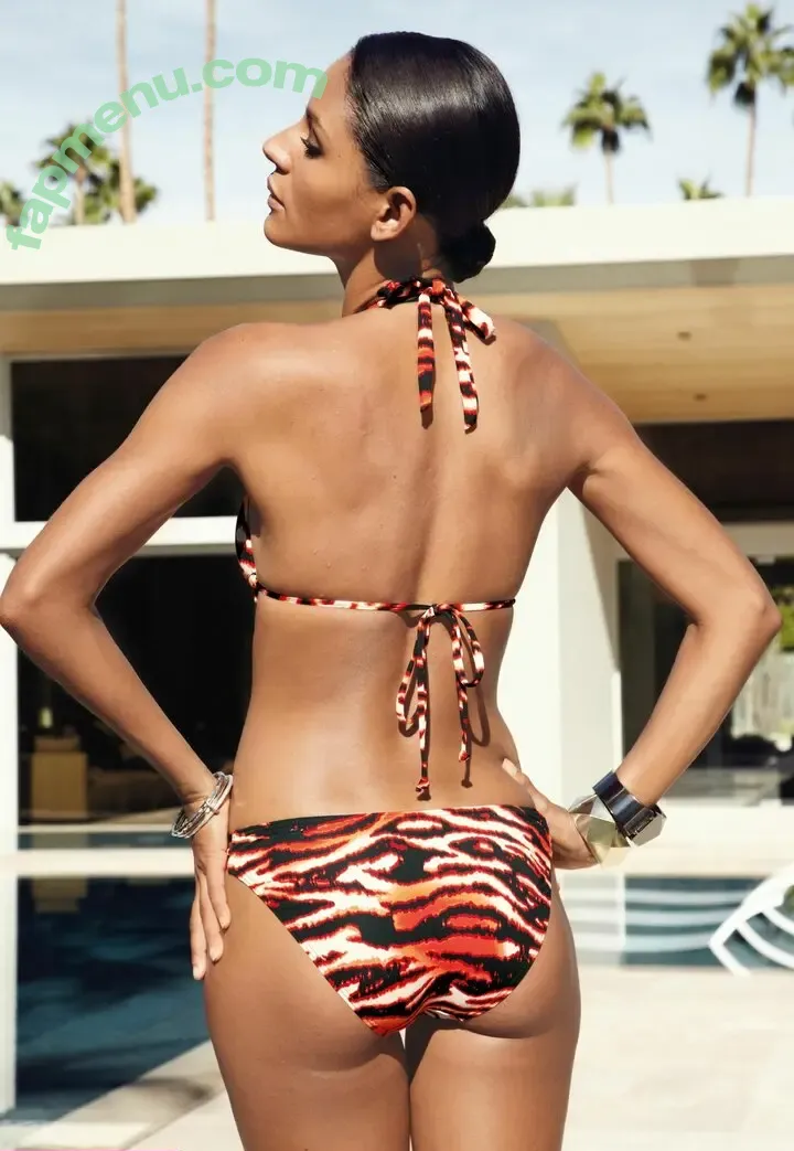 Emanuela De Paula nude photo #0020 (Emanuela De Paula)