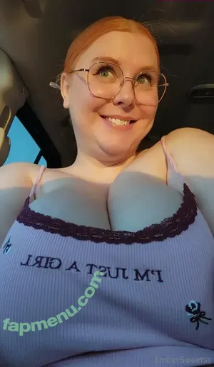 embersweetss / embersweetsvlog nude photo #0036