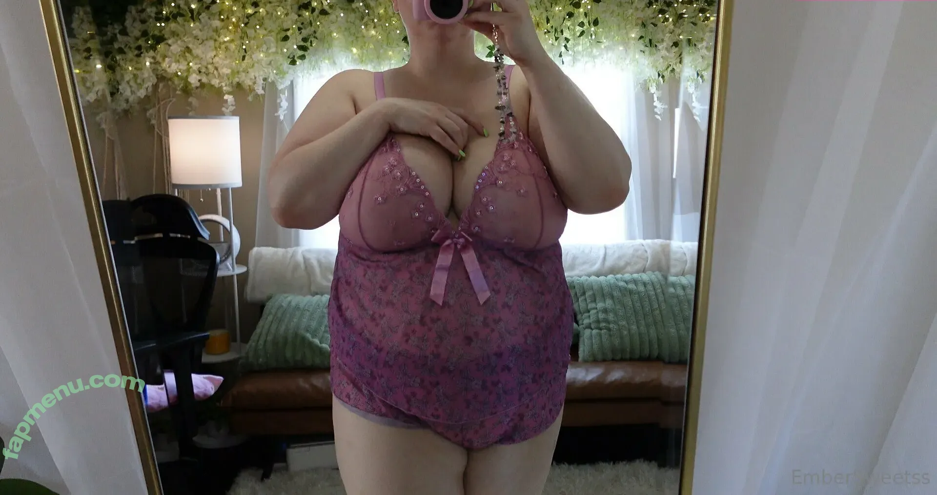 embersweetss nude photo #0052 (embersweetsvlog)