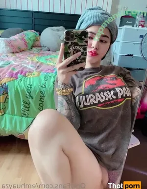 nude photo #0002