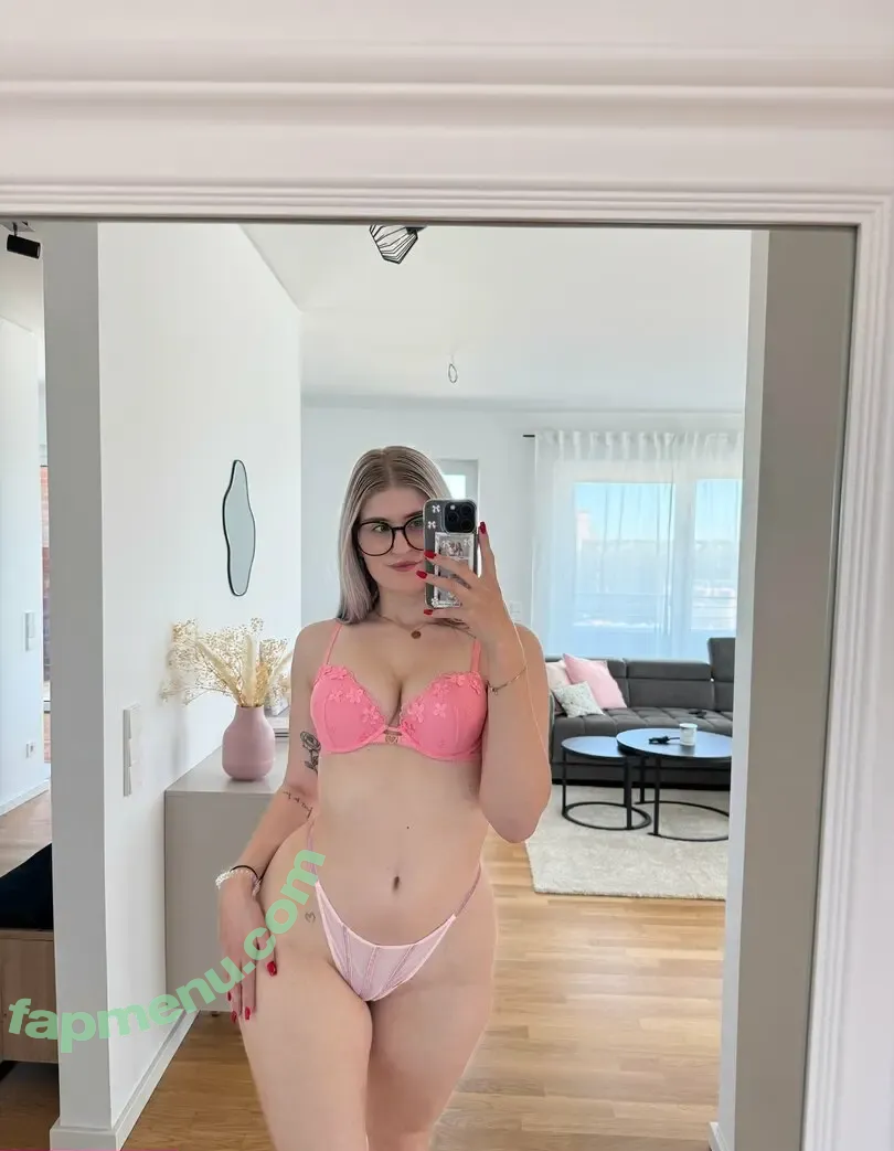 emiiliaaaoklahomaa nude photo #0034 (emiliakfc)