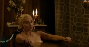 Emilia Clarke / emilia_clarke nude photo #0013