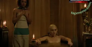 Emilia Clarke / emilia_clarke nude photo #0017