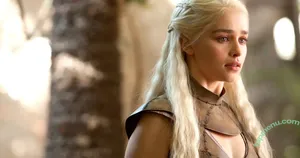 Emilia Clarke / clarkeyxo / emilia_clarke / emiliaclarke nude photo #2069