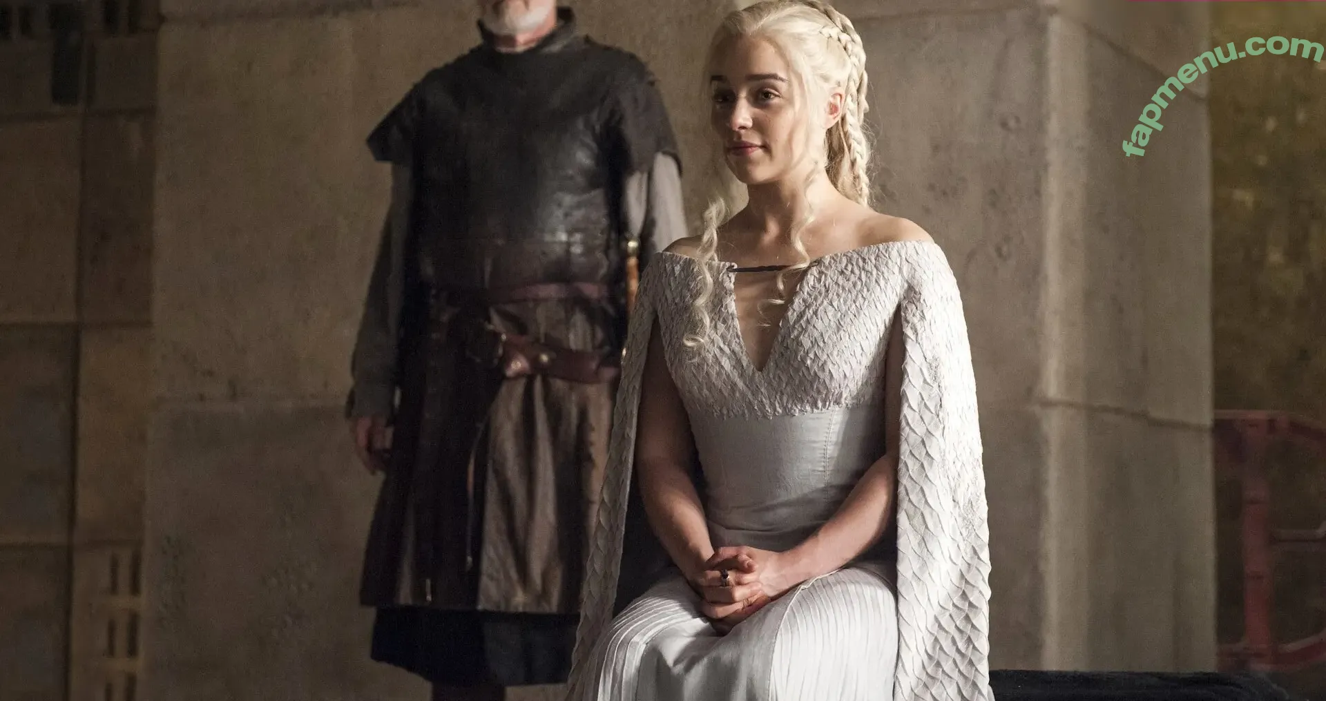 Emilia Clarke nude photo #2040 (clarkeyxo / emilia_clarke / emiliaclarke)
